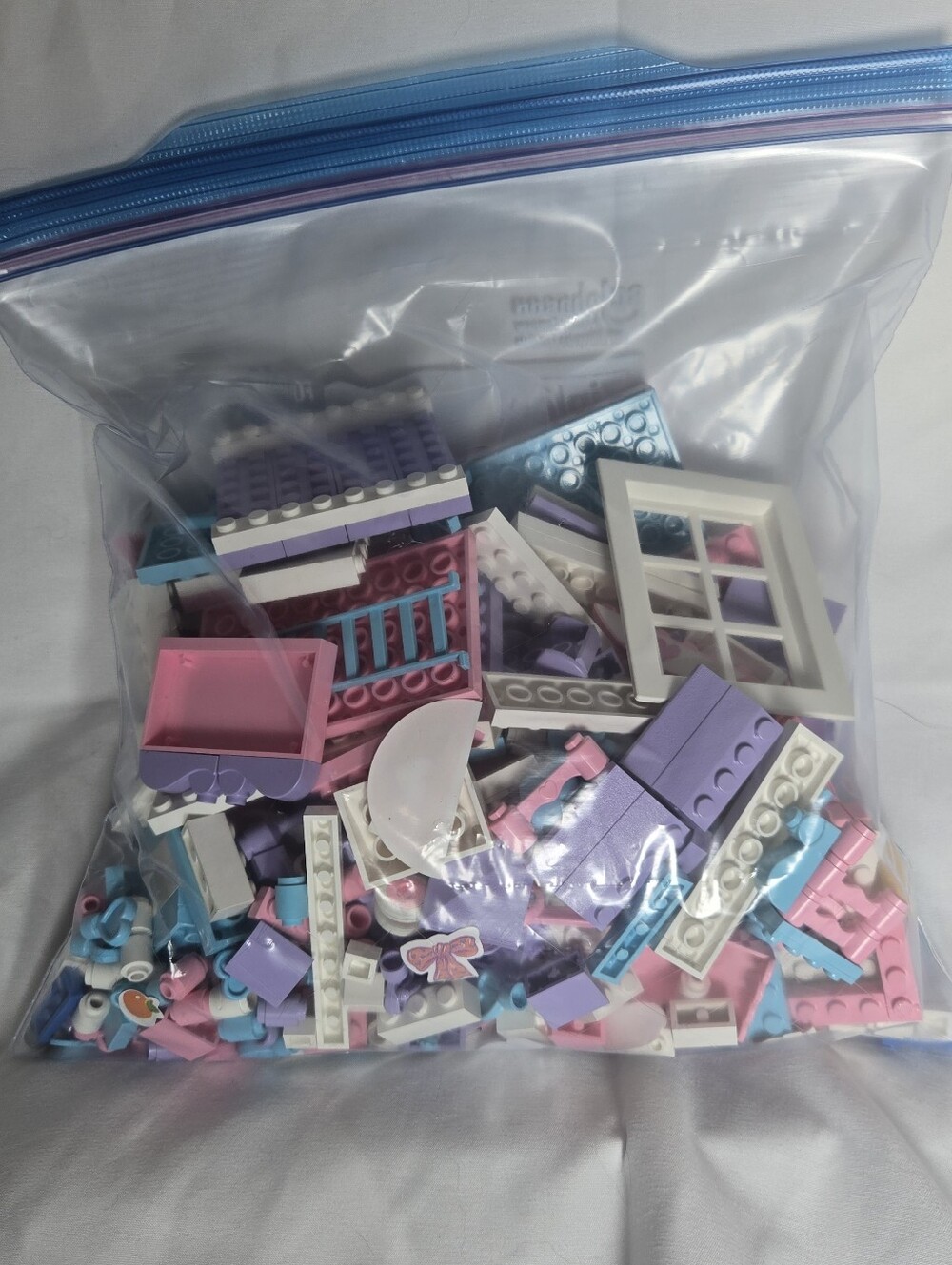 LEGO Friends & Disney Pastel Bricks Bulk Lot - 1 lb 7.7 oz